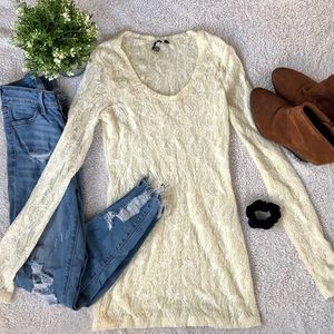 BKE boutique lace long sleeve shirt